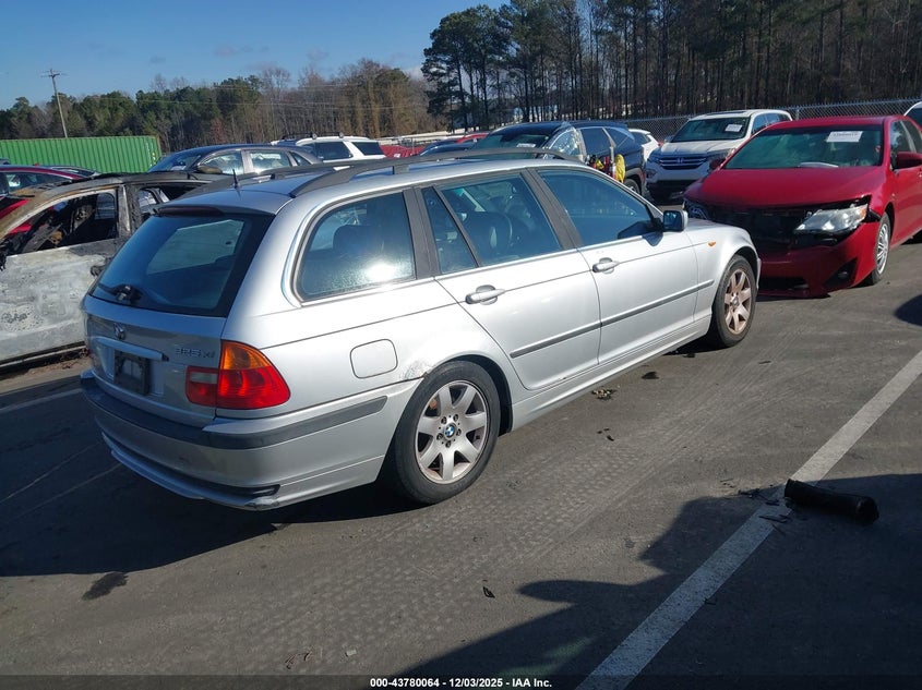2002 BMW 3er VIN WBAEP33442PF01145 IAAI salvage auction — LEFT & RIGHT, Parts Only - Bill Of Sale (North Carolina), sold $450 on 2026-07-08 (photo 4)