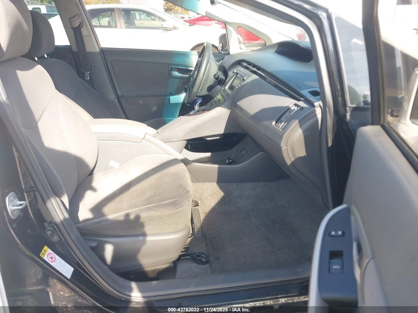 2011 Toyota Prius VIN JTDKN3DU0B5289119 IAAI salvage auction — FRONT END, Salvage (California), sold $875 on 2026-07-21 (photo 5)