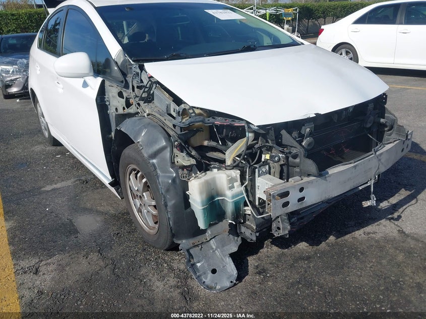 2011 Toyota Prius VIN JTDKN3DU0B5289119 IAAI salvage auction — FRONT END, Salvage (California), sold $875 on 2026-07-21 (photo 6)