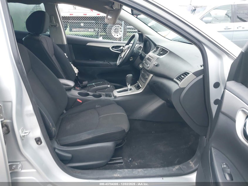 2014 Nissan Sentra VIN 3N1AB7AP4EY202701 IAAI salvage auction — SIDE, Salvage Title, sold $550 on 2026-07-09 (photo 5)