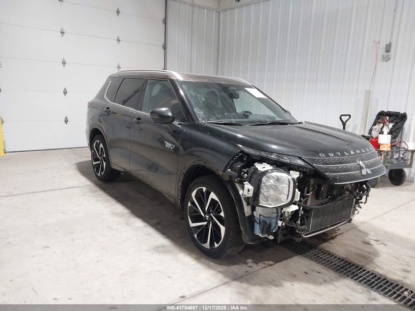 2023 Mitsubishi Outlander VIN JA4T5VA99PZ028436 IAAI salvage auction — FRONT END, Salvage (Minnesota), sold $16,200 on 2026-07-09 (photo 1)