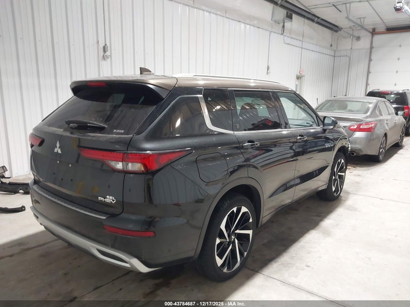 2023 Mitsubishi Outlander VIN JA4T5VA99PZ028436 IAAI salvage auction — FRONT END, Salvage (Minnesota), sold $16,200 on 2026-07-09 (photo 4)