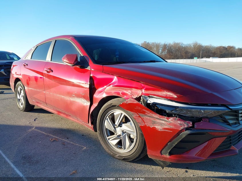 2024 Hyundai Elantra VIN KMHLL4DG8RU842069 IAAI salvage auction — RIGHT FRONT, Salvage (Indiana), sold $3,600 on 2026-07-30 (photo 6)