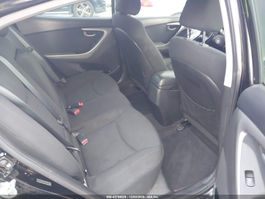 2015 Hyundai Elantra VIN KMHDH4AE7FU355465 IAAI salvage auction — FRONT END, Salvage Title, sold $500 on 2026-07-29 (photo 8)