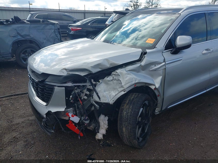 2025 Kia Sorento VIN KNDRHDJG2S5312443 IAAI salvage auction — LEFT SIDE, Clear (Oklahoma), sold $10,300 on 2026-09-15 (photo 6)