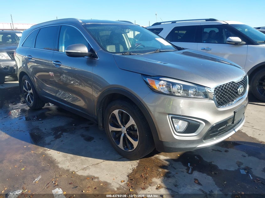 2017 Kia Sorento VIN 5XYPH4A51HG287055 IAAI salvage auction — LEFT SIDE, Clear (Oklahoma), sold $4,800 on 2026-07-07 (photo 1)