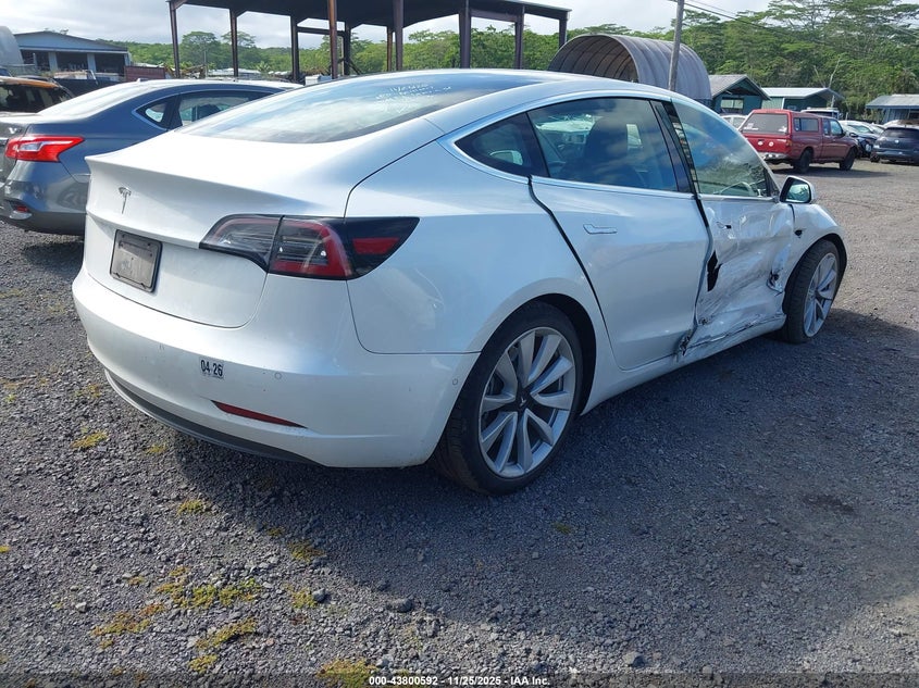 2020 Tesla Model 3 VIN 5YJ3E1EA6LF661687 IAAI salvage auction — RIGHT SIDE, Salvage (Hawaii), sold $3,150 on 2026-07-23 (photo 4)