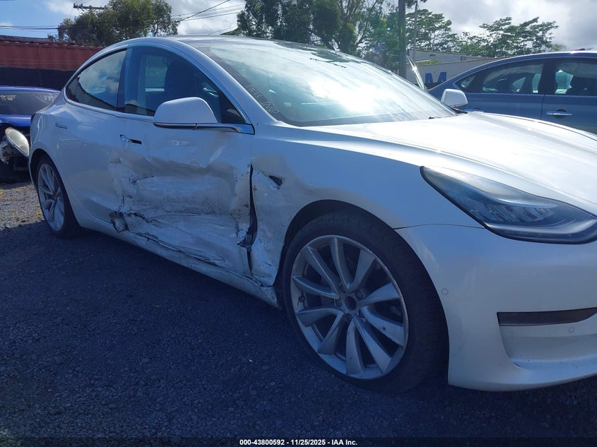 2020 Tesla Model 3 VIN 5YJ3E1EA6LF661687 IAAI salvage auction — RIGHT SIDE, Salvage (Hawaii), sold $3,150 on 2026-07-23 (photo 6)