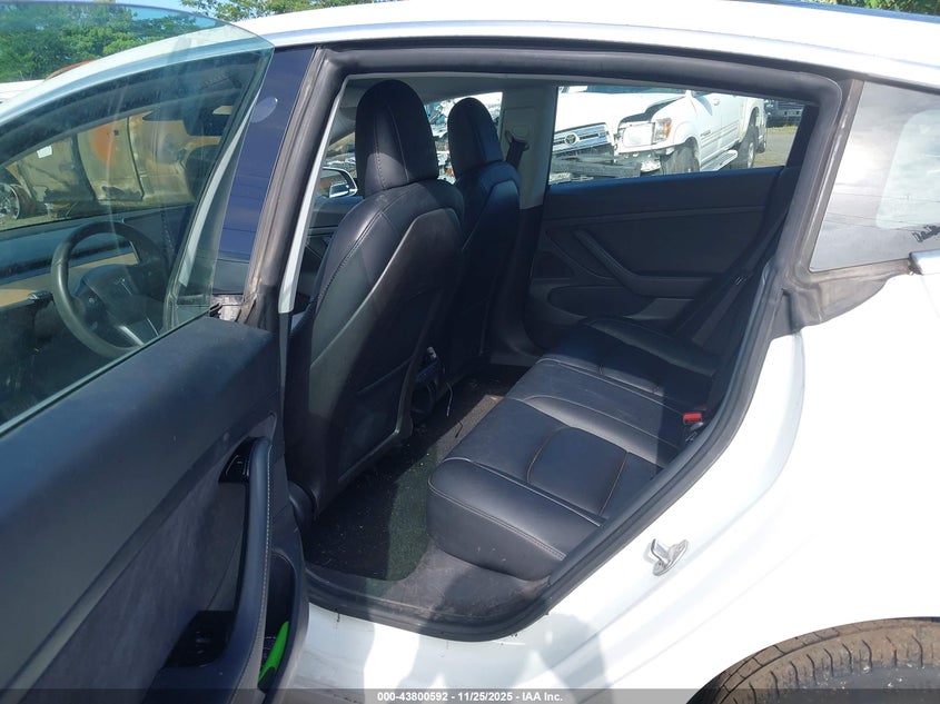 2020 Tesla Model 3 VIN 5YJ3E1EA6LF661687 IAAI salvage auction — RIGHT SIDE, Salvage (Hawaii), sold $3,150 on 2026-07-23 (photo 8)