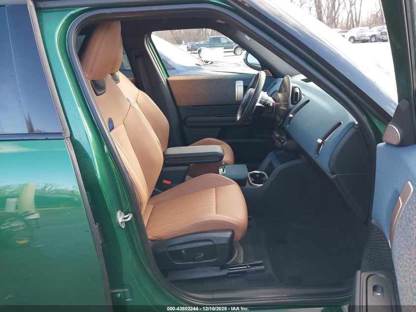 2025 Mini Countryman VIN WMZ53GA05S7T24561 IAAI salvage auction — FRONT END, Salvage (Missouri), sold $7,800 on 2026-07-29 (photo 5)