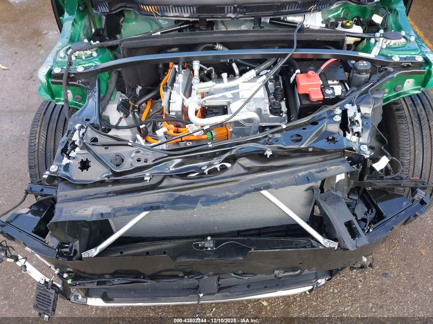 2025 Mini Countryman VIN WMZ53GA05S7T24561 IAAI salvage auction — FRONT END, Salvage (Missouri), sold $7,800 on 2026-07-29 (photo 6)