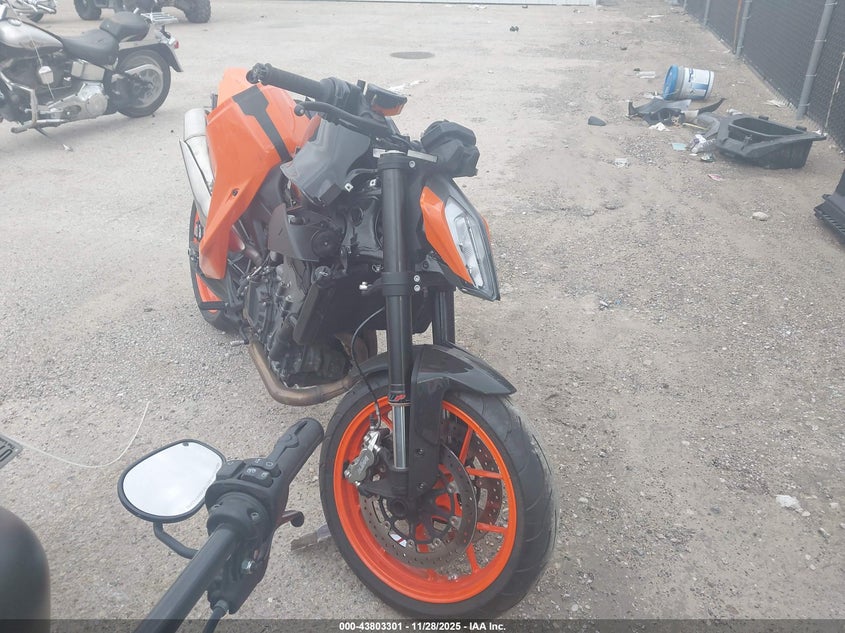 2020 Ktm 790 VIN VBKTU6404LM774035 IAAI salvage auction — ALL OVER, Clear (Oklahoma), sold $75 on 2026-07-21 (photo 1)