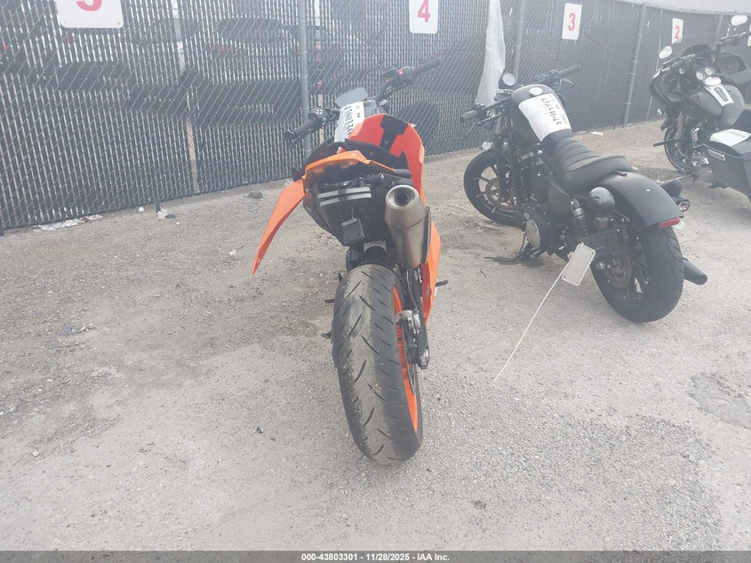 2020 Ktm 790 VIN VBKTU6404LM774035 IAAI salvage auction — ALL OVER, Clear (Oklahoma), sold $75 on 2026-07-21 (photo 6)