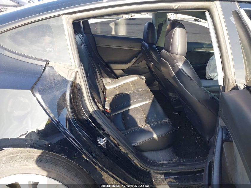 2022 Tesla Model 3 VIN 5YJ3E1EA4NF186754 IAAI salvage auction — FRONT END, Salvage (California), sold $2,650 on 2026-08-22 (photo 8)