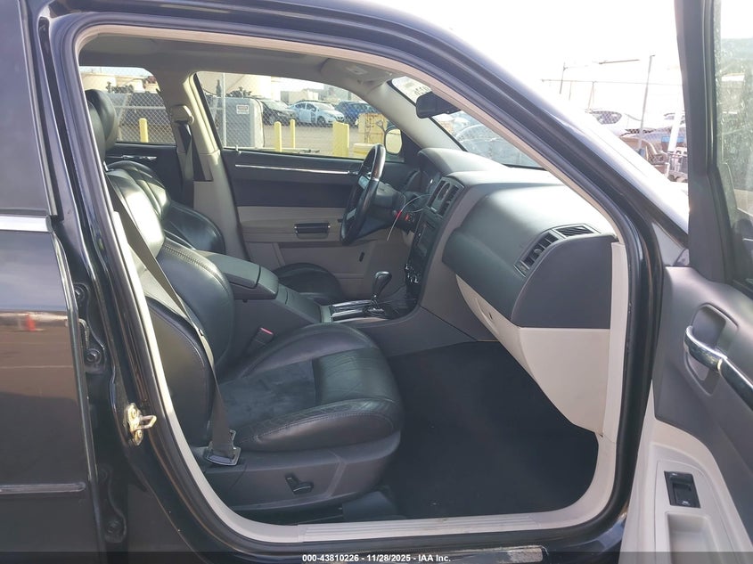2006 Chrysler 300 VIN 2C3LA73W26H377781 IAAI salvage auction — FRONT END, Bill Of Sale (Hawaii), sold $225 on 2026-08-19 (photo 5)