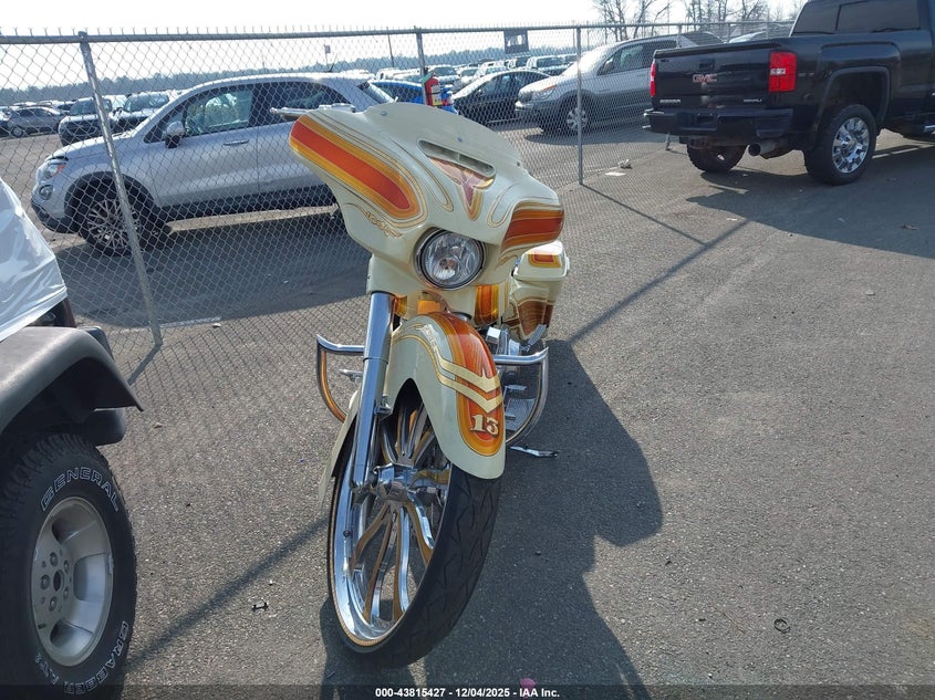 2015 Harley-davidson Street glide VIN 1HD1KBM37FB666489 IAAI salvage auction — SIDE, Salvage (New Jersey), sold $9,200 on 2026-08-05 (photo 5)