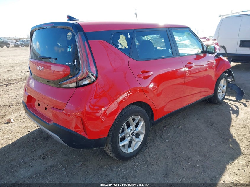 2023 Kia Soul VIN KNDJ23AU0P7217647 IAAI salvage auction — RIGHT FRONT, Salvage (Indiana), sold $1,750 on 2026-07-15 (photo 4)