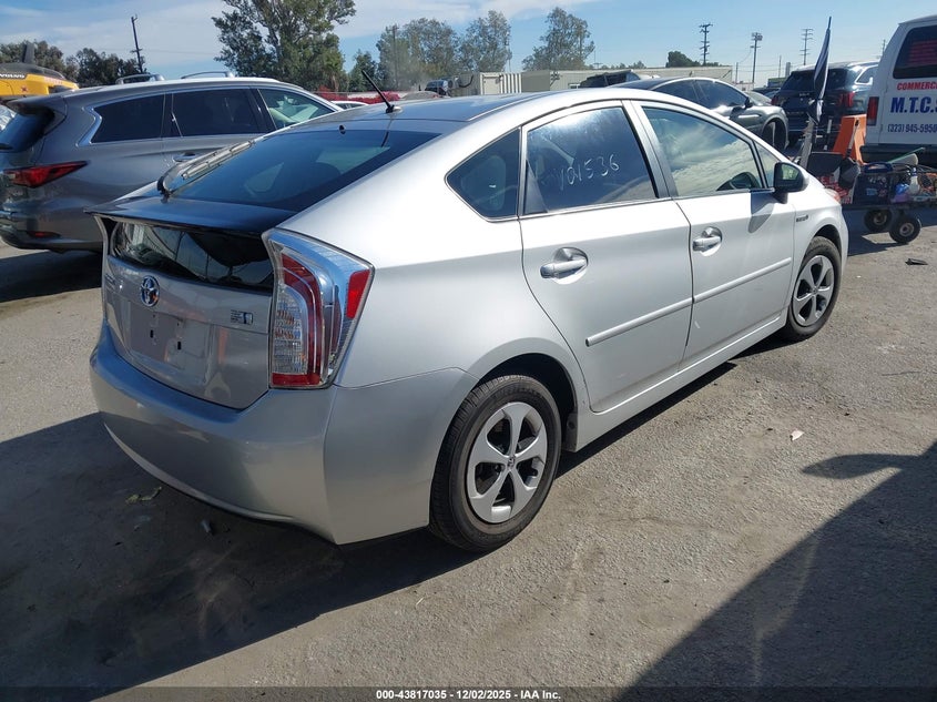 2015 Toyota Prius VIN JTDKN3DU9F0395944 IAAI salvage auction — THEFT, Salvage Title, sold $2,250 on 2026-07-12 (photo 4)