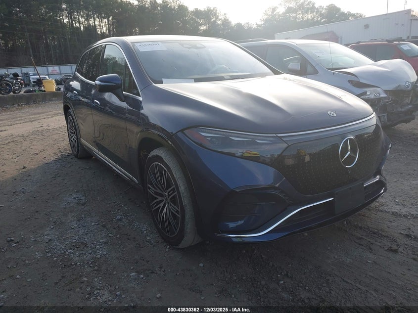 2023 Mercedes-Benz VIN 4JGDM2EB0PA016954 IAAI salvage auction — Side, Salvage Title, sold $24,100 on 2026-01-20 (photo 1)