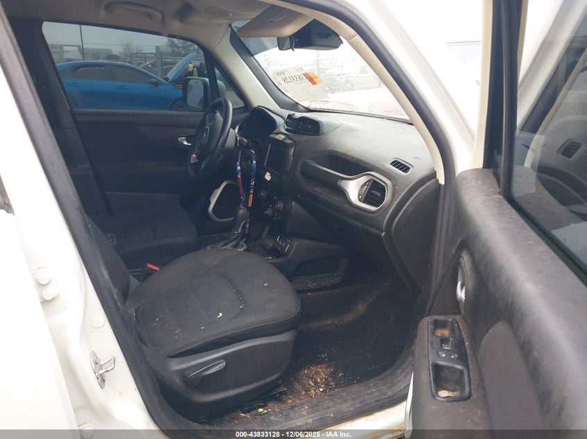 2019 Jeep Renegade VIN ZACNJABB9KPK93463 IAAI salvage auction — FRONT END, Clear (Oklahoma), sold $2,000 on 2026-08-04 (photo 5)