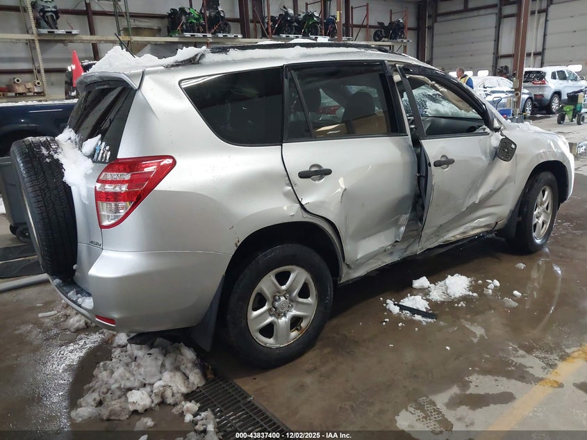 2009 Toyota Rav 4 VIN JTMBF33V195012514 IAAI salvage auction — LEFT & RIGHT, Salvage (New Jersey), sold $900 on 2026-07-13 (photo 4)
