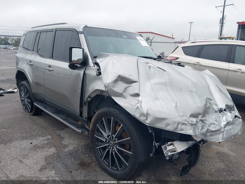 2025 Lexus Gx 550 VIN JTJVBCDX6S5060960 IAAI salvage auction — Front End, Salvage (Louisiana), sold $30,250 on 2026-03-13 (photo 1)