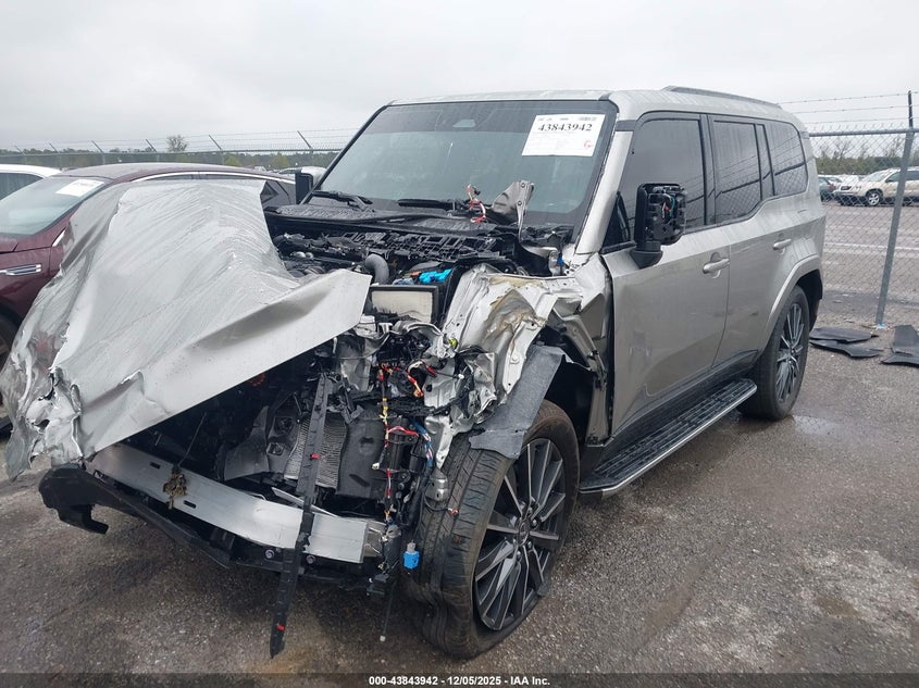 2025 Lexus Gx 550 VIN JTJVBCDX6S5060960 IAAI salvage auction — Front End, Salvage (Louisiana), sold $30,250 on 2026-03-13 (photo 2)
