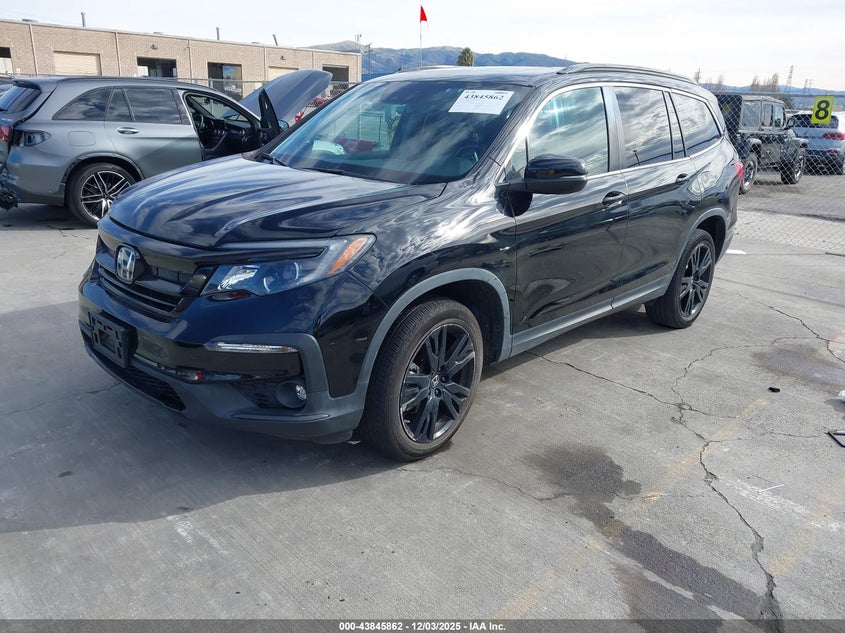 2021 Honda Pilot VIN 5FNYF6H23MB097650 IAAI salvage auction — THEFT, Salvage Title, sold $17,600 on 2026-07-27 (photo 2)