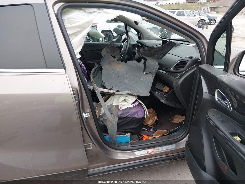 2015 Buick Encore VIN KL4CJFSBXFB164228 IAAI salvage auction — SIDE, Salvage (Pennsylvania), sold $150 on 2026-07-30 (photo 5)