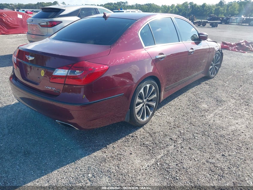 2013 Hyundai Genesis VIN KMHGC4DH7DU230318 IAAI salvage auction — FRONT END, Rebuildable (Florida), sold $325 on 2026-07-14 (photo 4)