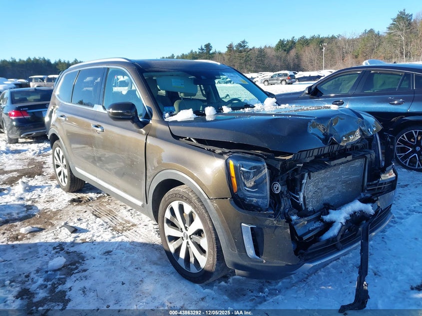 2021 Kia Telluride VIN 5XYP6DHC0MG151567 IAAI salvage auction — FRONT & REAR, Salvage (Massachusetts), sold $25 on 2026-07-24 (photo 1)