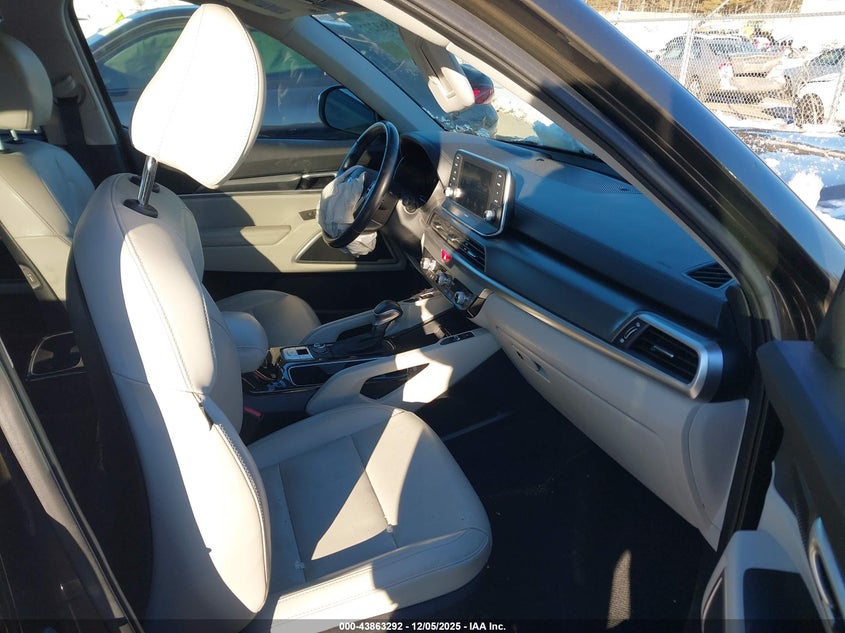 2021 Kia Telluride VIN 5XYP6DHC0MG151567 IAAI salvage auction — FRONT & REAR, Salvage (Massachusetts), sold $25 on 2026-07-24 (photo 5)