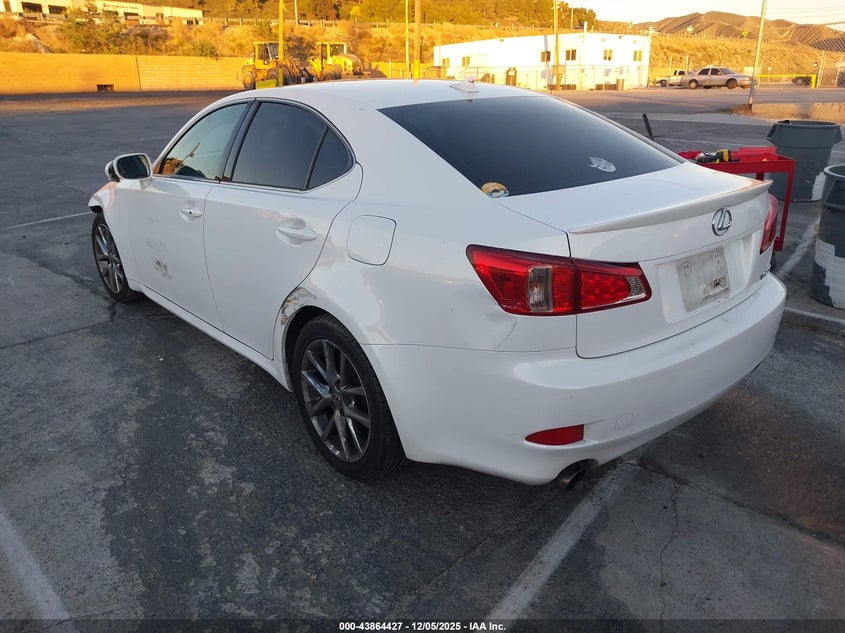 2011 Lexus Is VIN JTHBF5C27B5149074 IAAI salvage auction — RIGHT SIDE, Salvage (California), sold $600 on 2026-07-08 (photo 3)
