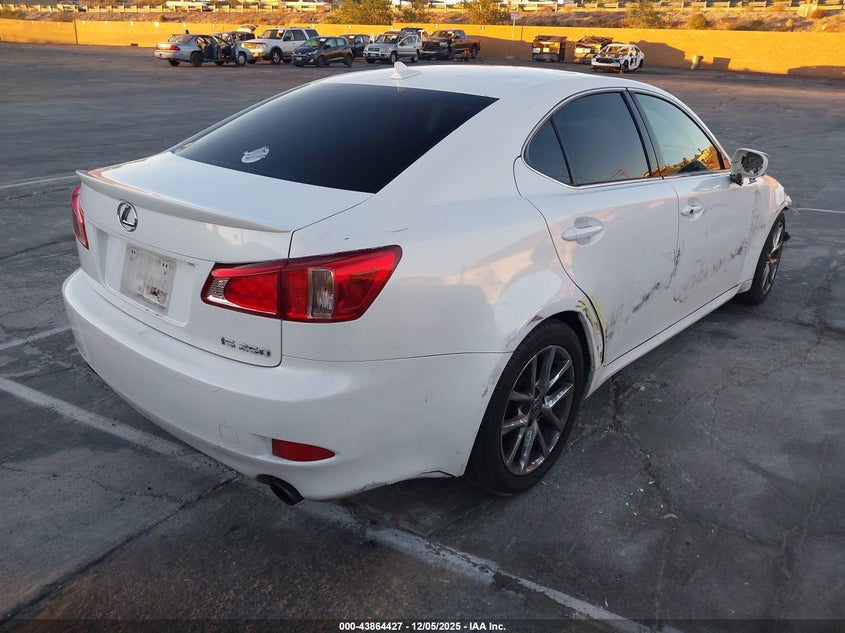 2011 Lexus Is VIN JTHBF5C27B5149074 IAAI salvage auction — RIGHT SIDE, Salvage (California), sold $600 on 2026-07-08 (photo 4)