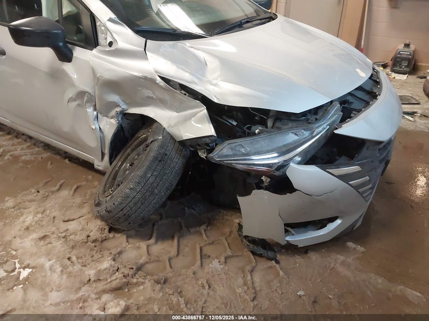 2024 Nissan Versa VIN 3N1CN8DV9RL888494 IAAI salvage auction — FRONT END, Salvage Title, sold $1,200 on 2026-07-21 (photo 6)