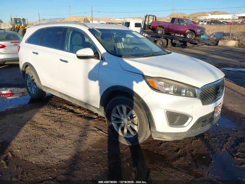 2017 Kia Sorento VIN 5XYPG4A38HG210250 IAAI salvage auction — RIGHT FRONT, Other, sold $575 on 2026-07-29 (photo 1)