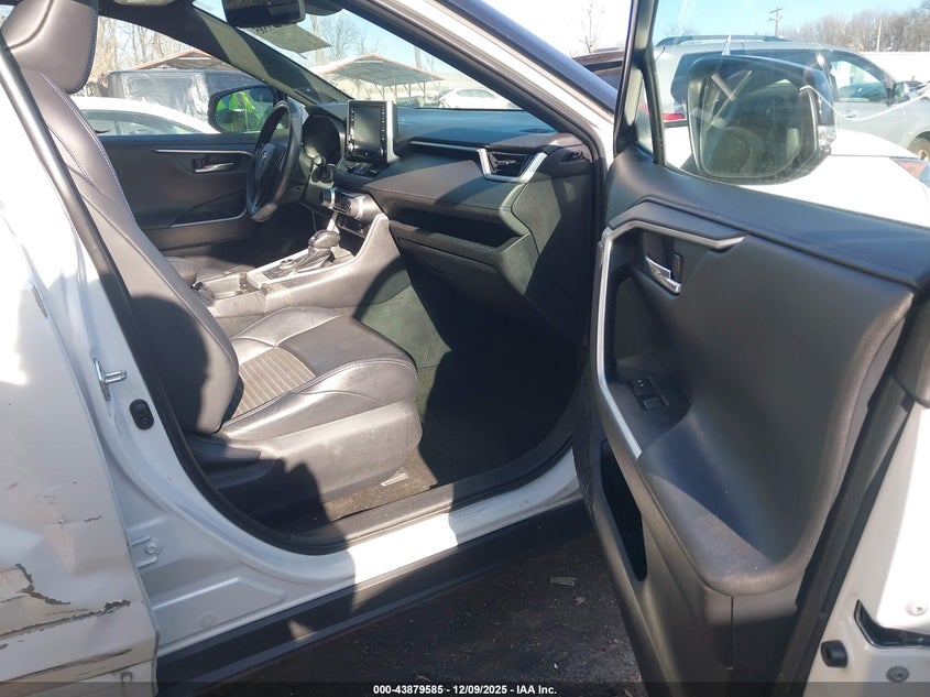 2019 Toyota Rav4 hybrid VIN 2T3EWRFV5KW041931 IAAI salvage auction — FRONT & REAR, Salvage - Greater Than 75% (Maryland), sold $8,700 on 2026-07-14 (photo 5)