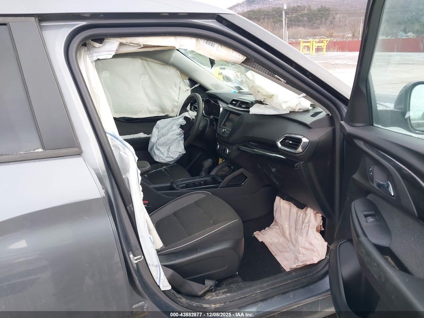 2021 Chevrolet Trailblazer VIN KL79MRSLXMB036115 IAAI salvage auction — LEFT & RIGHT, Other, sold $1,200 on 2026-07-22 (photo 5)