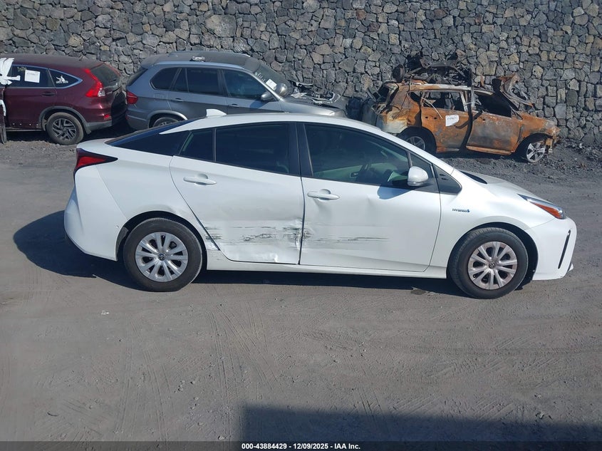 2021 Toyota Prius VIN JTDKAMFU1M3139453 IAAI salvage auction — RIGHT SIDE, Clear (Hawaii), sold $6,650 on 2026-07-14 (photo 6)