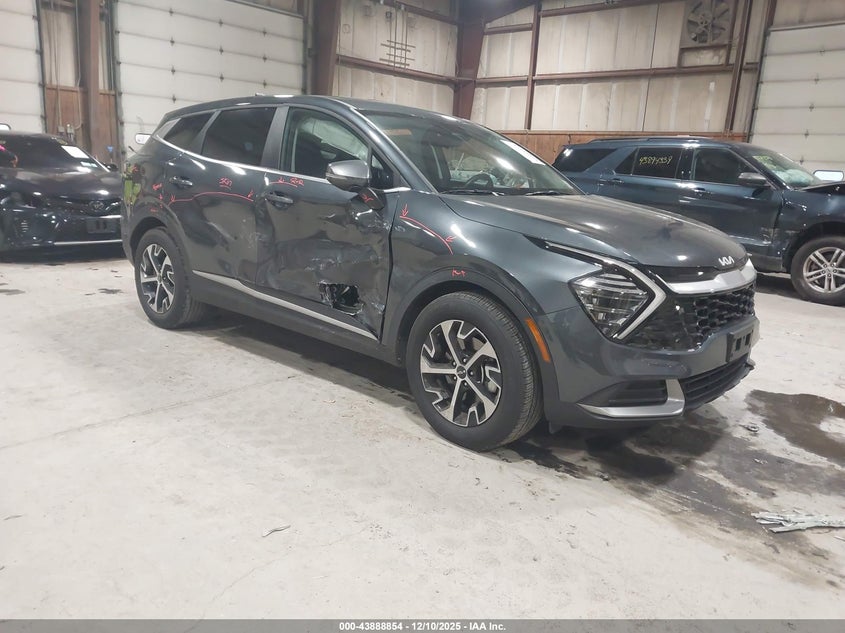 2024 Kia Sportage VIN 5XYK33DF9RG215951 — IAAI salvage auction photo