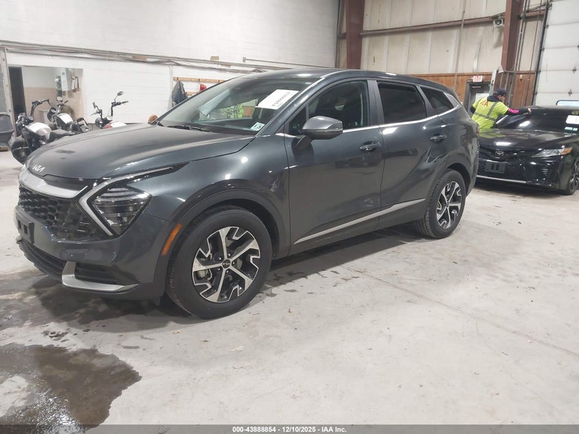 2024 Kia Sportage VIN 5XYK33DF9RG215951 IAAI salvage auction — RIGHT SIDE, Salvage (New Jersey), sold $10,475 on 2026-07-29 (photo 2)