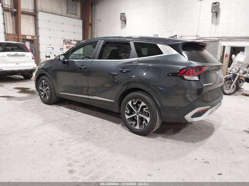 2024 Kia Sportage VIN 5XYK33DF9RG215951 IAAI salvage auction — RIGHT SIDE, Salvage (New Jersey), sold $10,475 on 2026-07-29 (photo 3)
