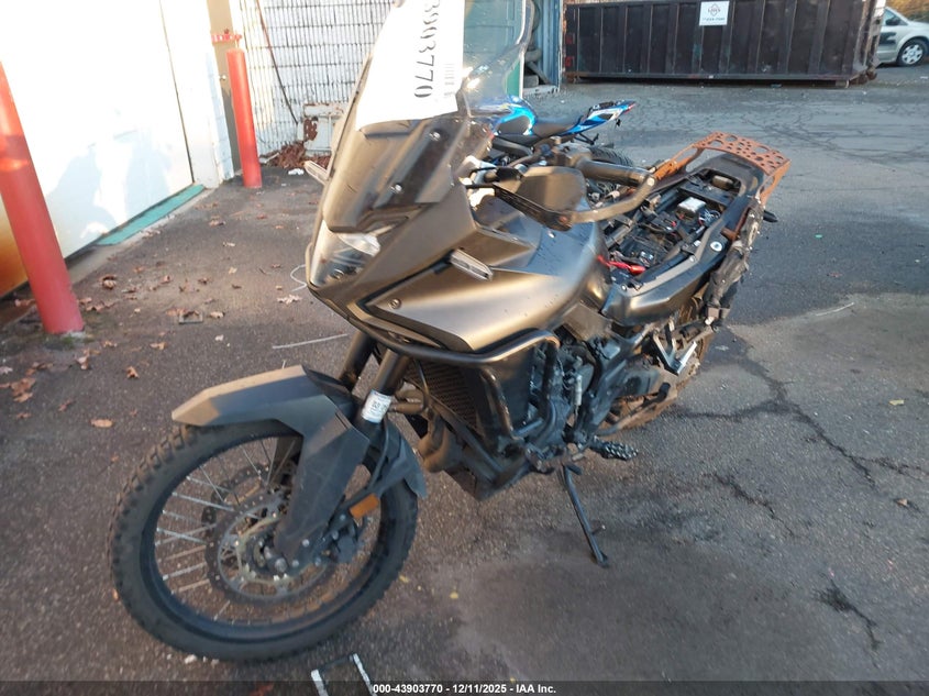 2024 Honda Xl750 VIN JH2RD161XRK100911 IAAI salvage auction — REAR END, Mv-907A (New York), sold $725 on 2026-07-21 (photo 2)