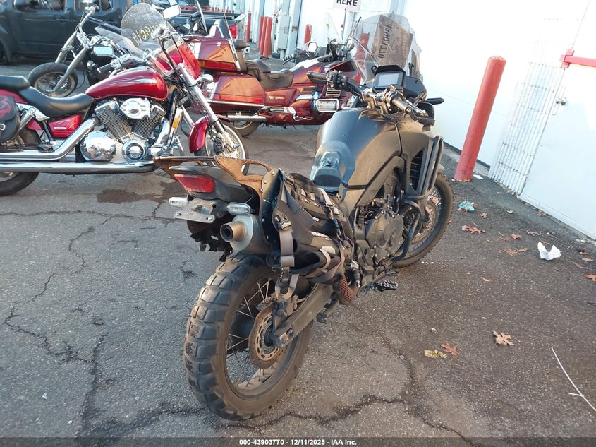 2024 Honda Xl750 VIN JH2RD161XRK100911 IAAI salvage auction — REAR END, Mv-907A (New York), sold $725 on 2026-07-21 (photo 4)