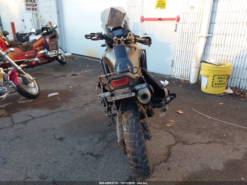 2024 Honda Xl750 VIN JH2RD161XRK100911 IAAI salvage auction — REAR END, Mv-907A (New York), sold $725 on 2026-07-21 (photo 6)