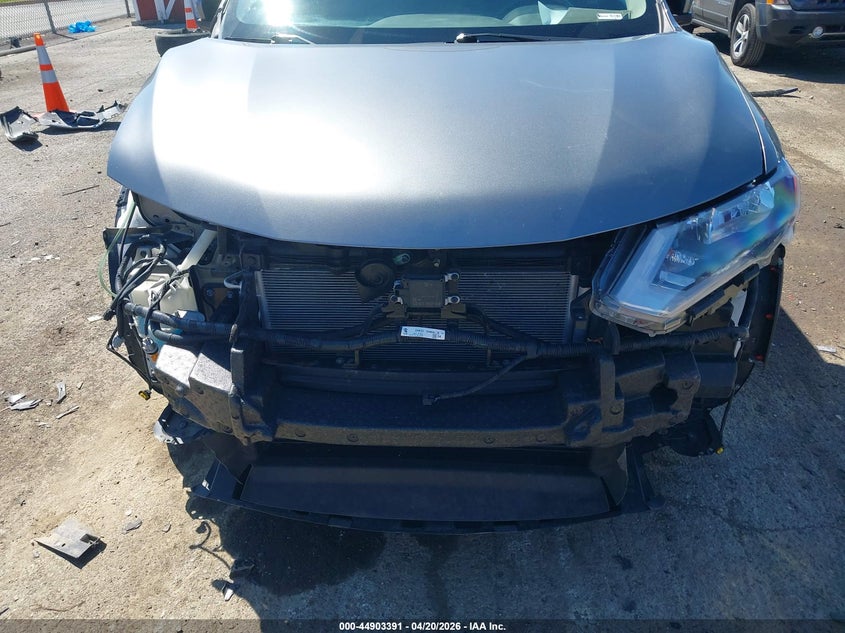 2018 Nissan Rogue VIN KNMAT2MT3JP601911 IAAI salvage auction — FRONT END, Salvage Title, sold $800 on 2026-07-23 (photo 6)