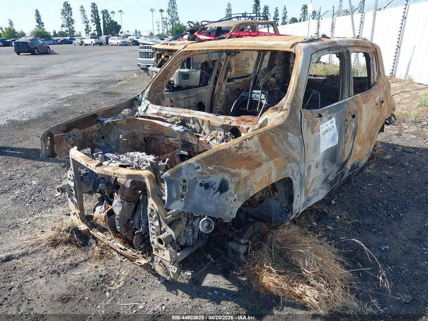 2022 Jeep Renegade VIN ZACNJDB10NPN82180 IAAI salvage auction — THEFT, Non-Repairable (California), sold $25 on 2026-07-28 (photo 2)