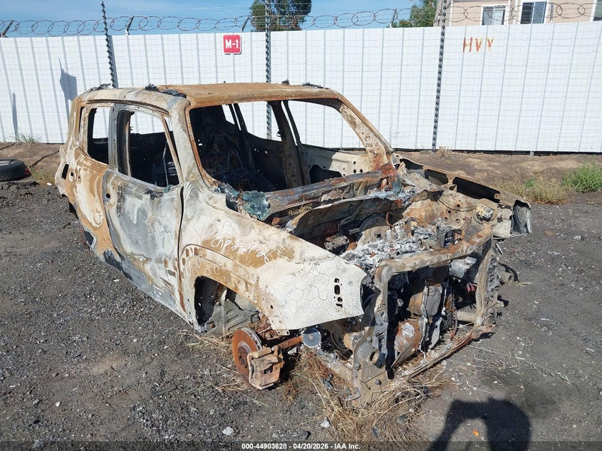 2022 Jeep Renegade VIN ZACNJDB10NPN82180 IAAI salvage auction — THEFT, Non-Repairable (California), sold $25 on 2026-07-28 (photo 6)