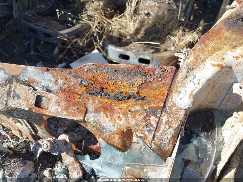 2022 Jeep Renegade VIN ZACNJDB10NPN82180 IAAI salvage auction — THEFT, Non-Repairable (California), sold $25 on 2026-07-28 (photo 9)