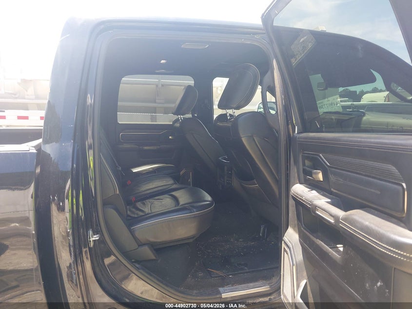 2019 Ram 3500 VIN 3C63RRRL7KG536969 IAAI salvage auction — REAR END, Salvage Title, sold $16,100 on 2026-10-22 (photo 8)